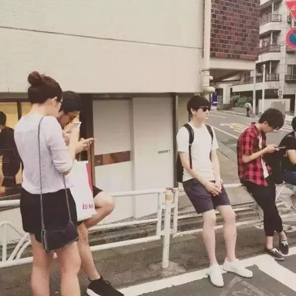 让全国人民疯抢的优衣库,让全国人民疯抢的优衣库t恤