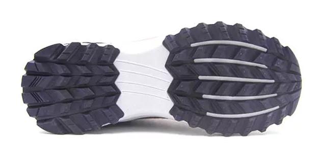 比另一半更能带来安全感的，居然是一双舞极限轻动鞋？