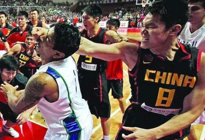 中国男篮最能打架的运动员,中国男篮十大打架高手