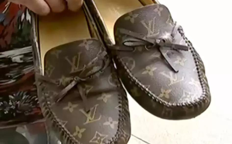 花两万买的新包,花2万买的包包