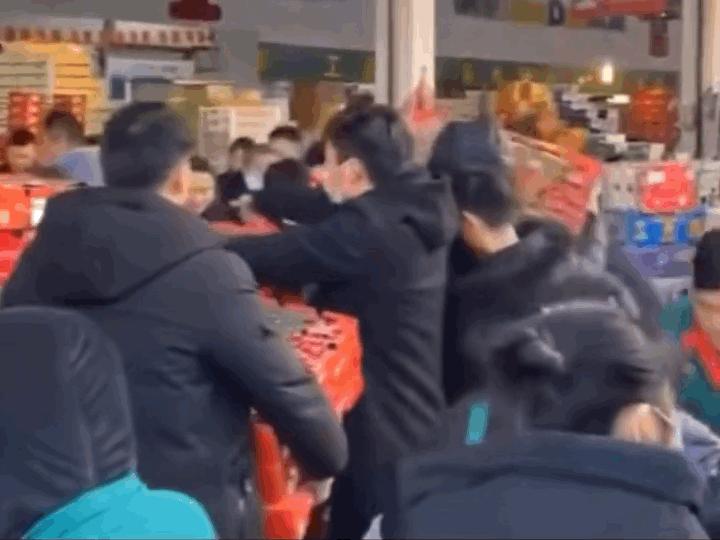 车厘子沦为“猪饲料”，谁能坐上“水果贵族”的铁王座