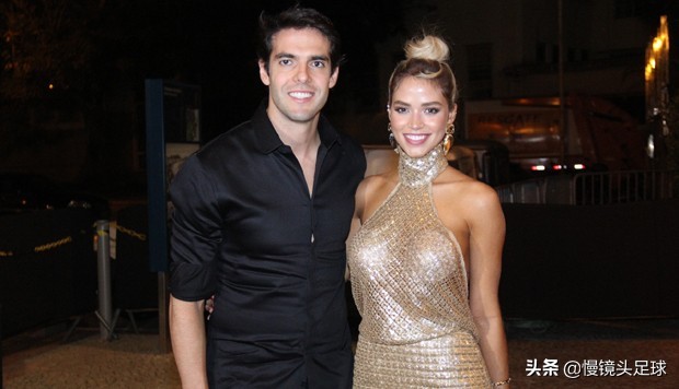 巴西球星卡卡退役视频,巴西巨星卡卡晒全家福