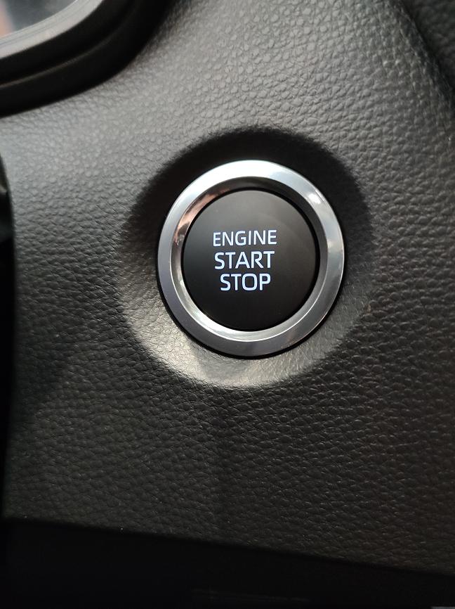 车钥匙插口acc和on什么意思,车上遥控钥匙lock按键是什么意思