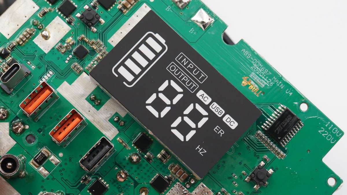 公牛便携式电源拆解,公牛1800w户外电源拆解