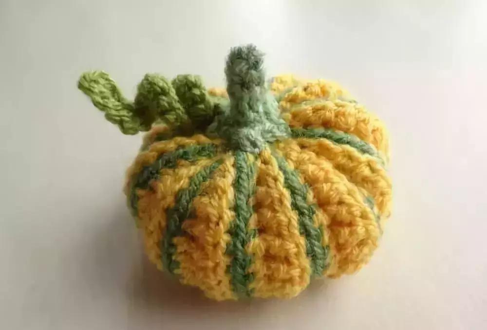 南瓜储物盒钩针教程,小南瓜卡子钩针教程