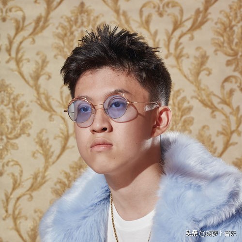 格莱美经典现场侃爷蕾哈娜,侃爷蕾哈娜diamonds