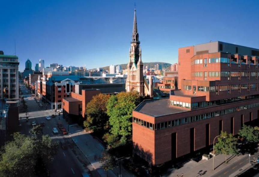 加拿大一座法语城市，来到这里感觉像到了法国，有“小巴黎”之称