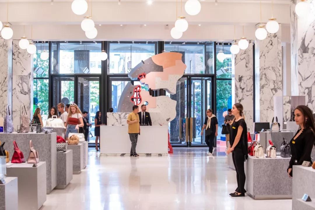 selfridges鍑哄敭,selfridges鐧捐揣鍏徃