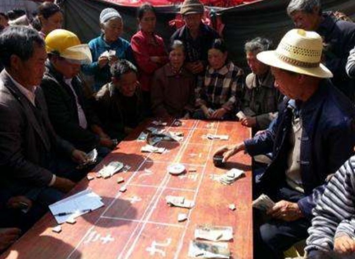 村里老人说:“老门老户好成亲,三种人家难娶妻”,啥意思有理吗