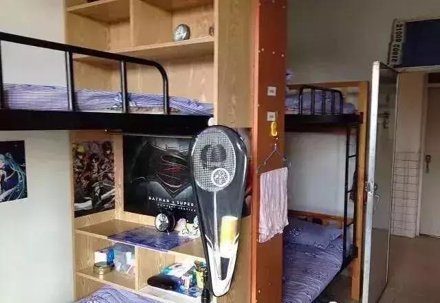 深圳前十中学宿舍,深圳四大高中宿舍图