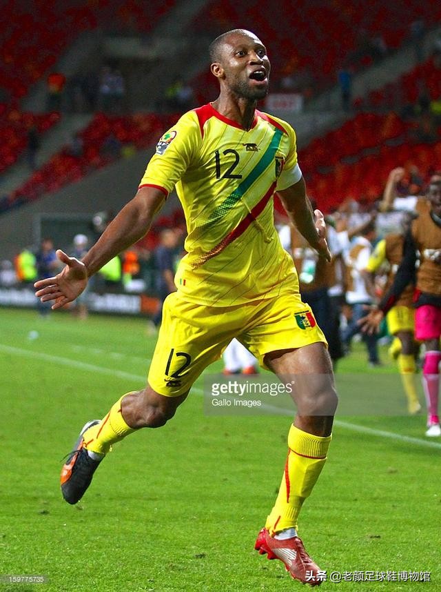 王大雷最新足球训练,王大雷足球训练视频