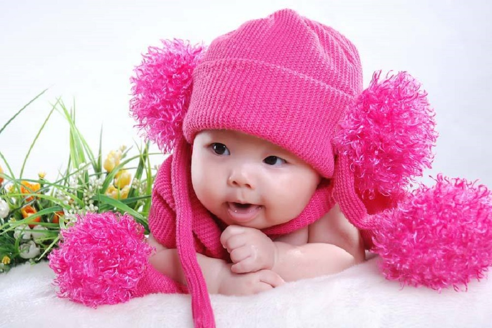 宝宝冬天也会“中暑”？冬季给娃穿衣，一摸二看便知是否够