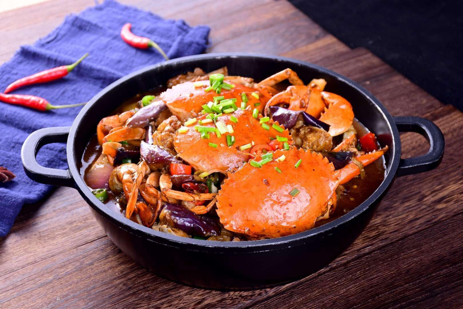 肉蟹煲甜辣味,肉蟹煲酱香微辣
