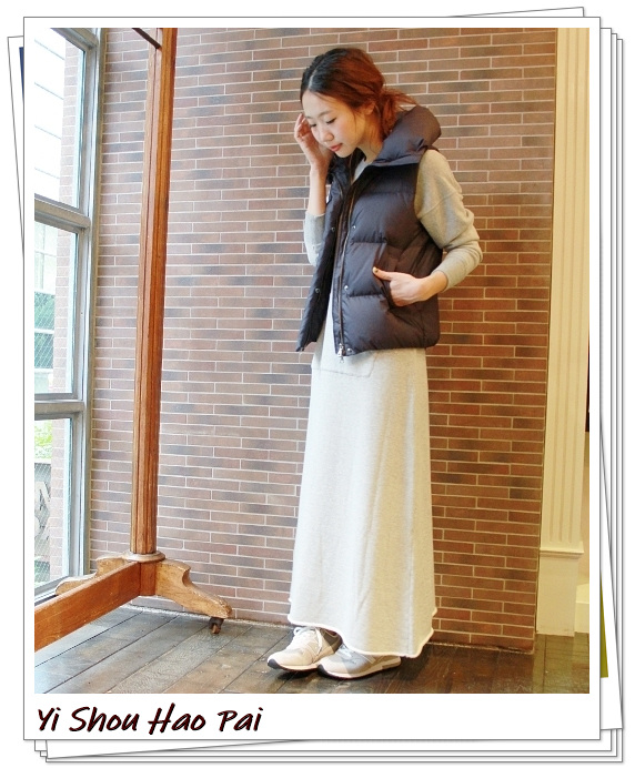 黑色的棉背心外套怎么搭配,海军蓝羽绒