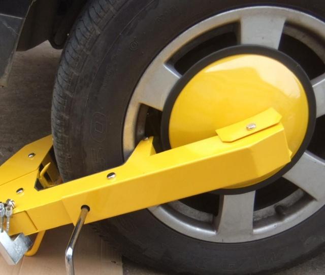 车轮被锁怎么办,车轮被锁了怎么解