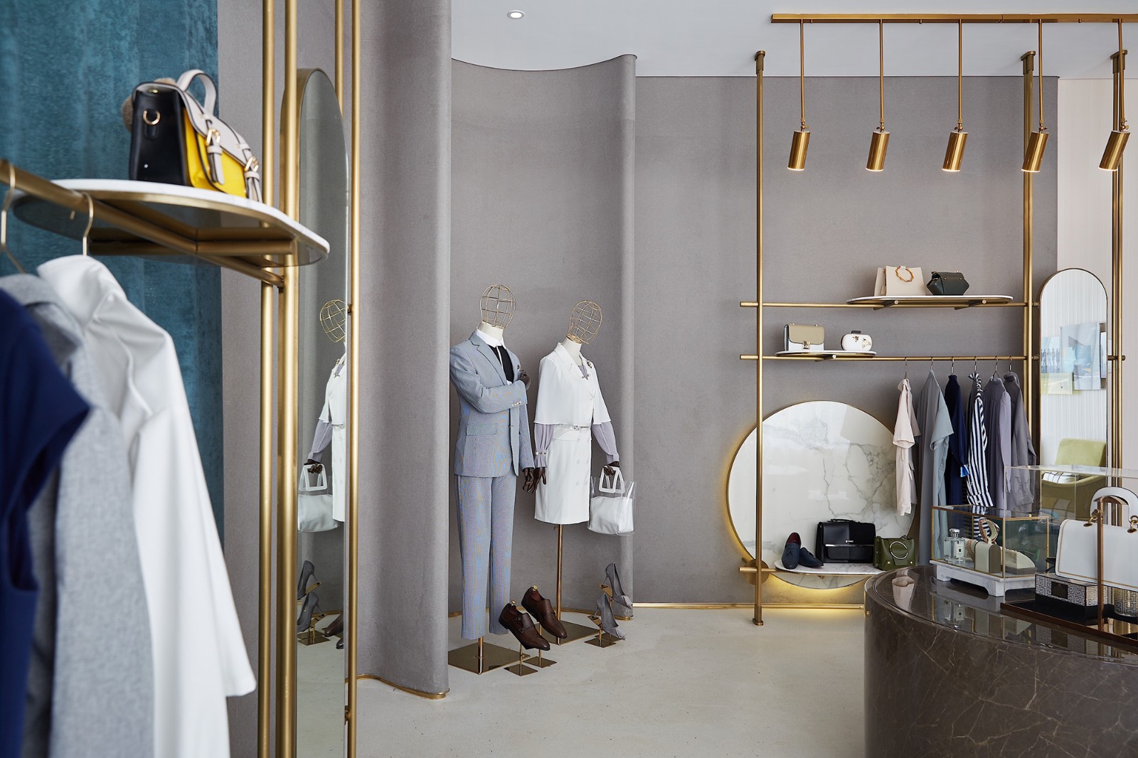 则灵艺术与厚夫设计哪个公司好,则灵艺术深圳有限公司怎么样