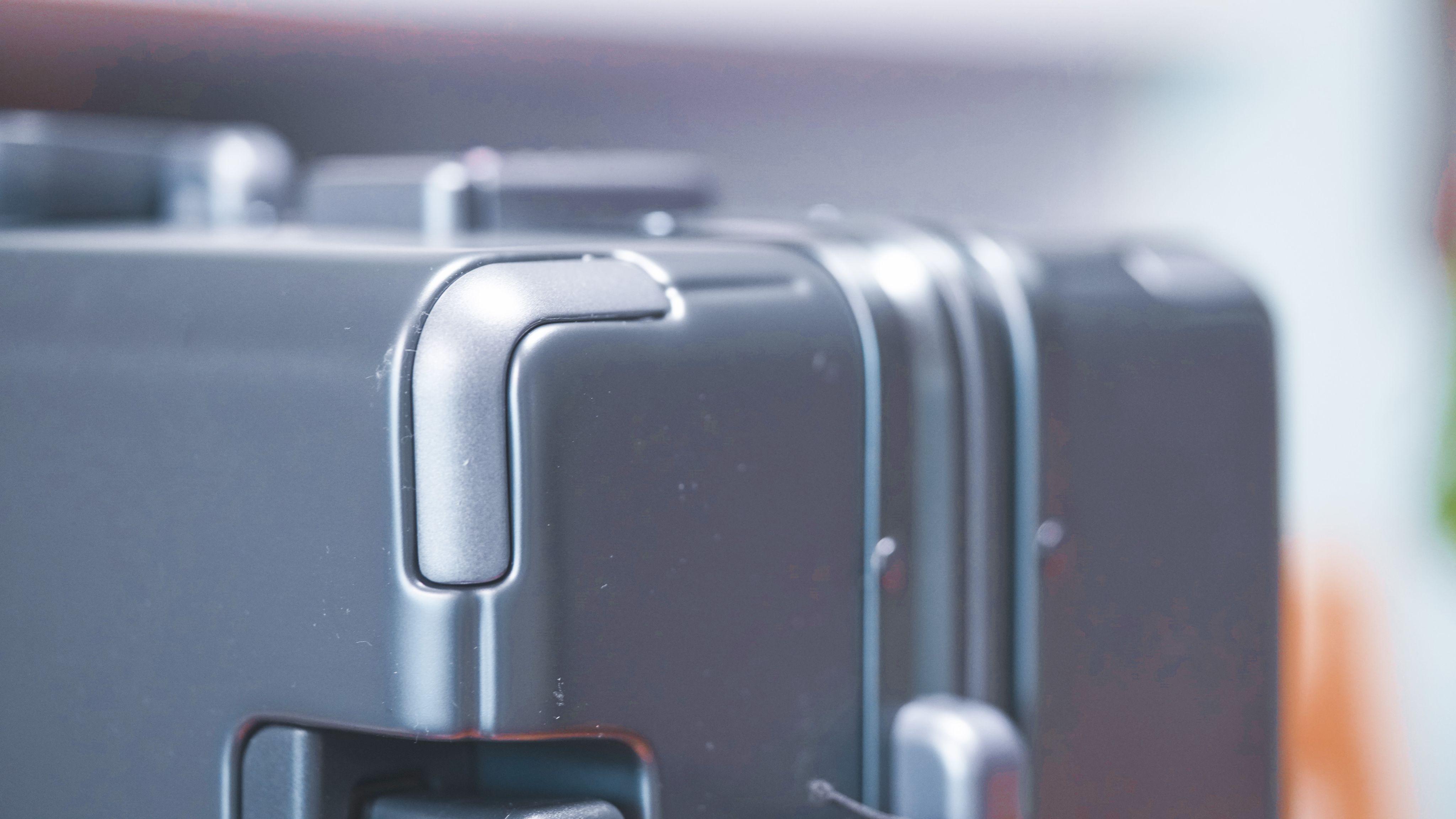 短期旅行怎么选拉杆行李箱,旅行1个月怎样选行李箱