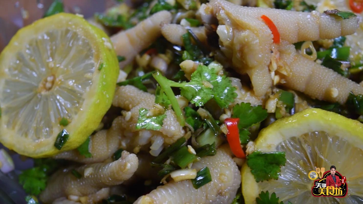 鸡爪这样做酸辣爽口吃起来真过瘾,鸡爪这样做香辣入味好吃又下饭