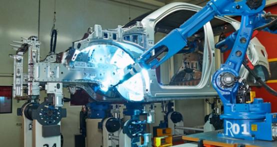 奇瑞凯翼轩度手动挡测试,奇瑞6.99万最新车