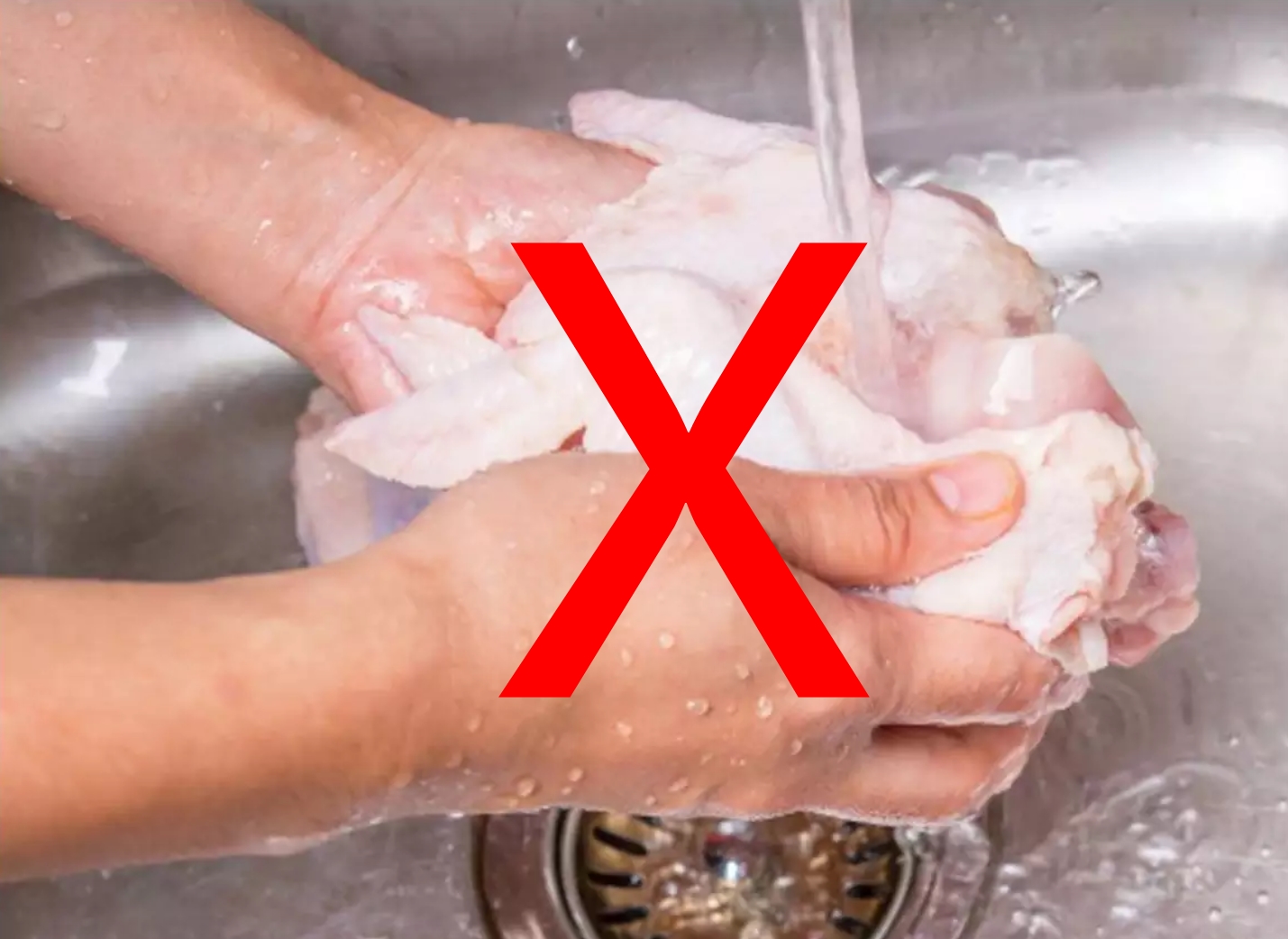 美专家警告人们不要洗生鸡肉,鸡肉食物中毒的症状及自救措施