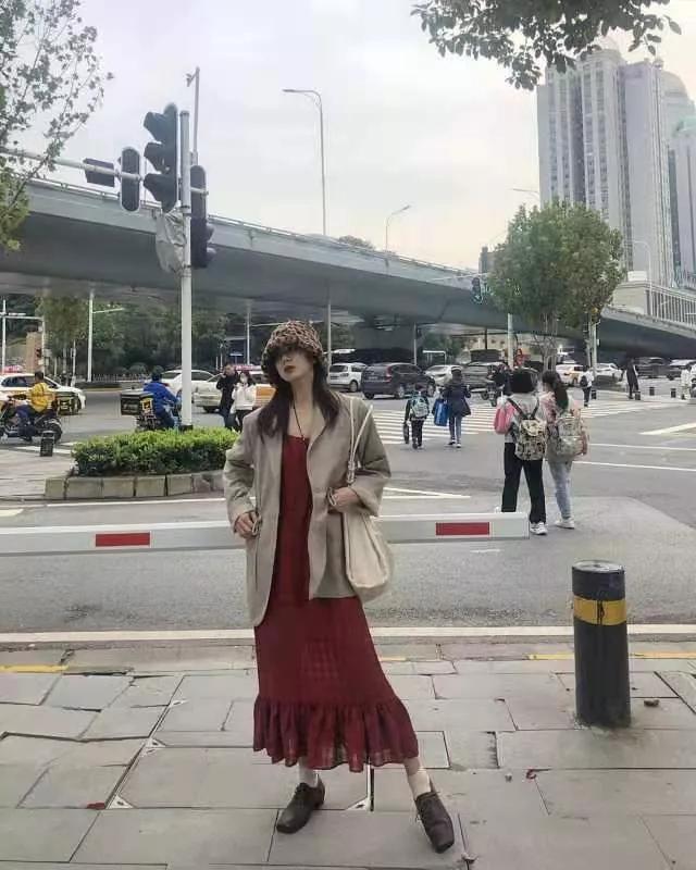 只要上班够土下班就没人认出,只要上班够土下班就认不出来