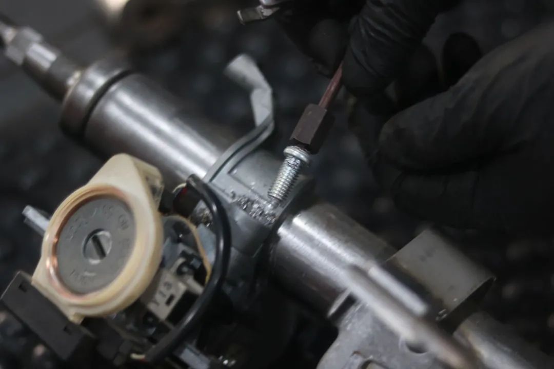 老车修复：翻新一辆破旧不堪的帕杰罗V93，还想再战十年工地