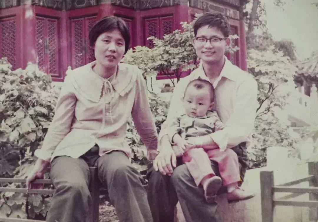 这才叫生活！山中3年他建了一个漂亮小院，活的比年轻人还酷！