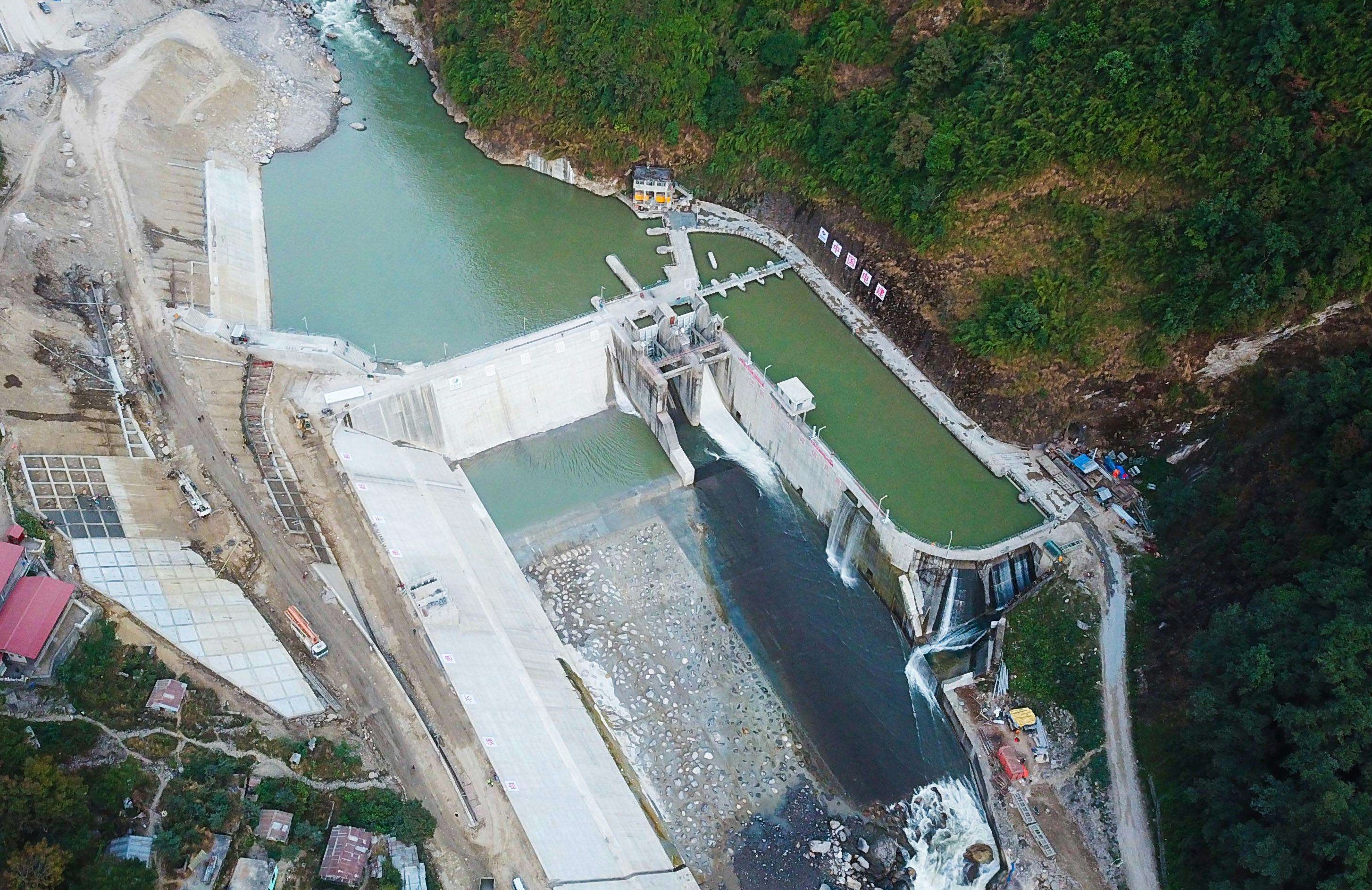 高山王国“尼泊尔”有丰富的水能蕴藏量，为什么开发程度却很低？