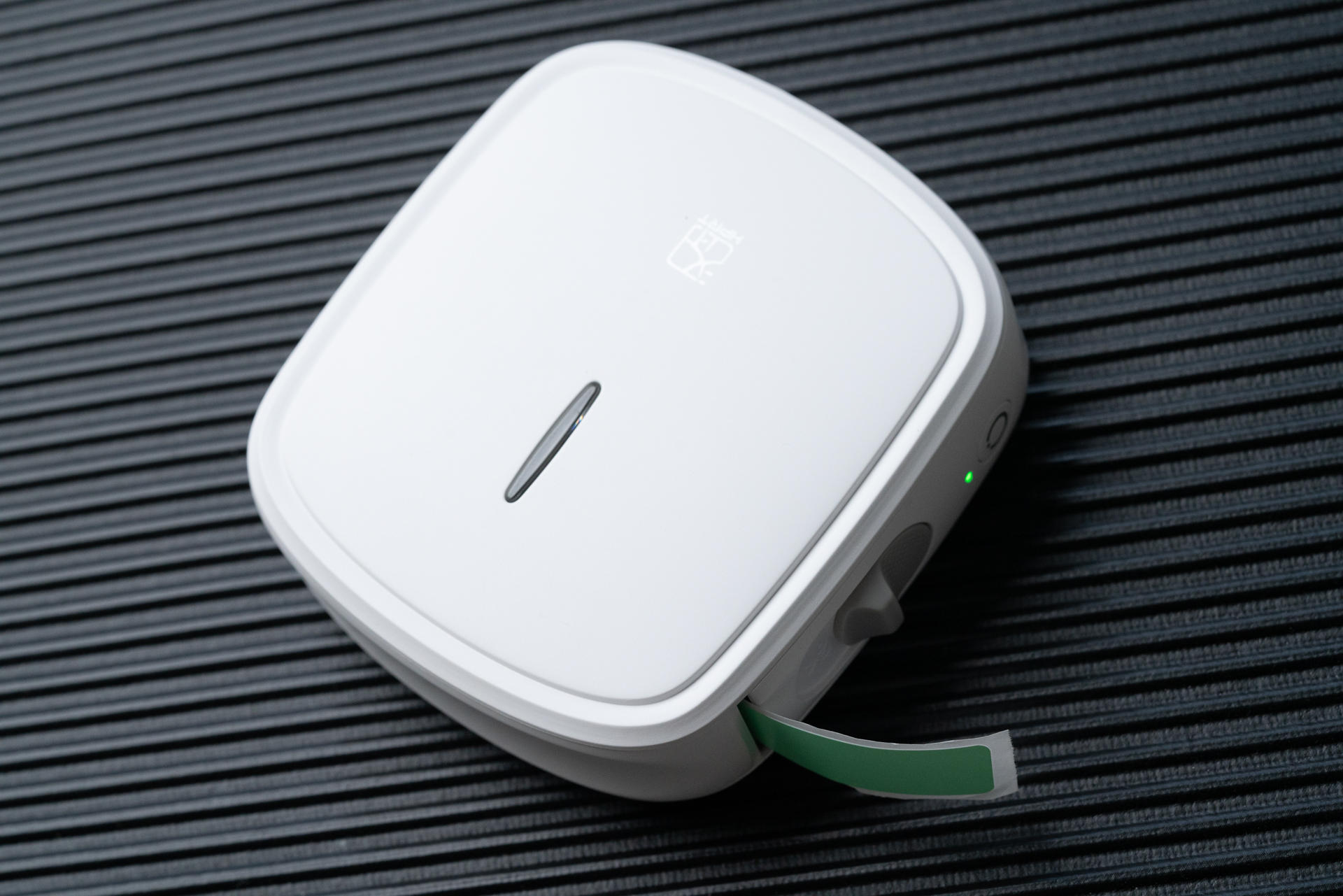 汉印hprtq2标签打印机装纸教程,汉印便携式小标签打印机使用方法