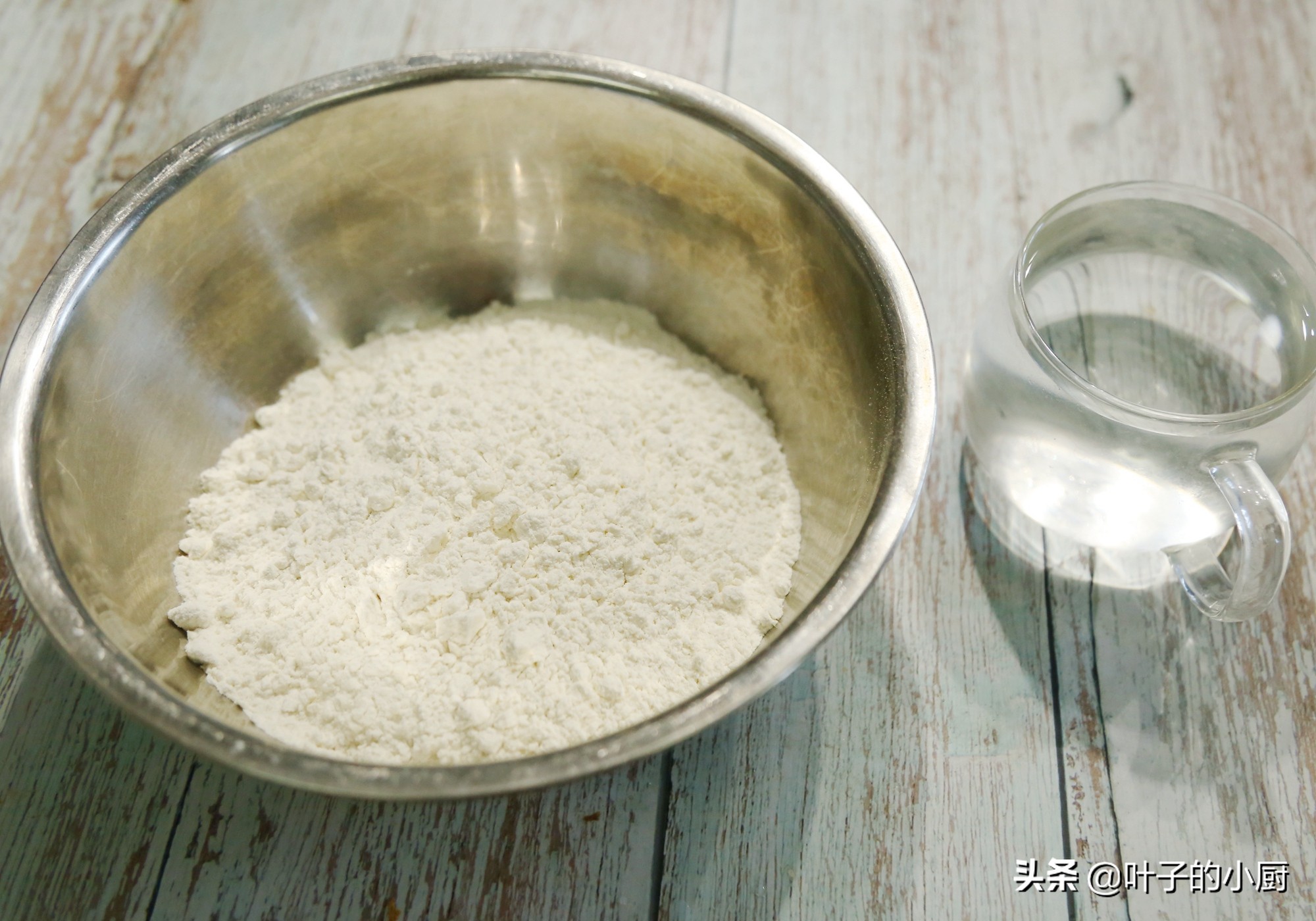 正宗做凉皮的方法和技巧,凉皮为什么发粘干裂