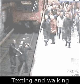 低头玩手机都有哪些不舒服的地方,合肥人在安徽有什么好处