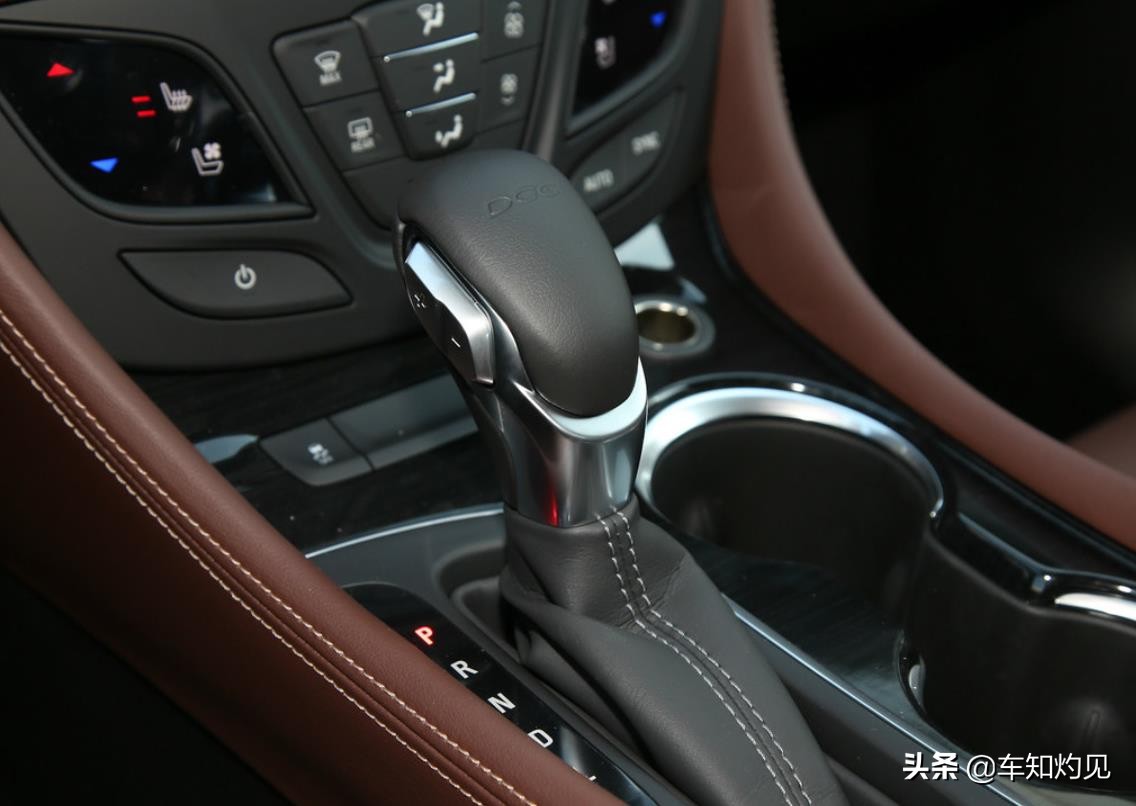 搭载1.5T+7DCT，经济实用的合资SUV！实拍体验2021款别克昂科威