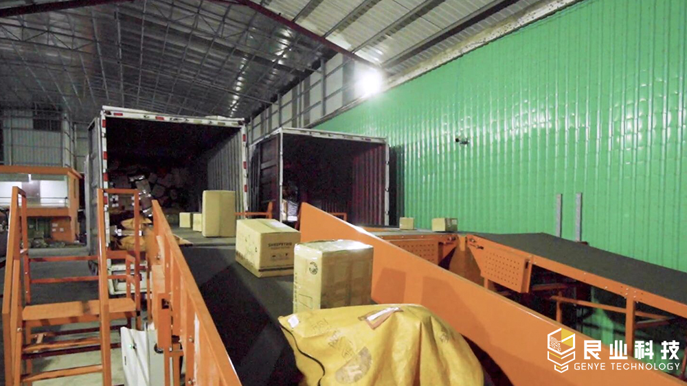 快递全自动分拣流水线工作原理,快递智能分拣全过程视频