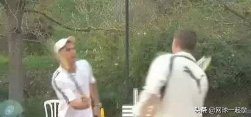 网球新手如何一个人找球感,网球球感怎么提升