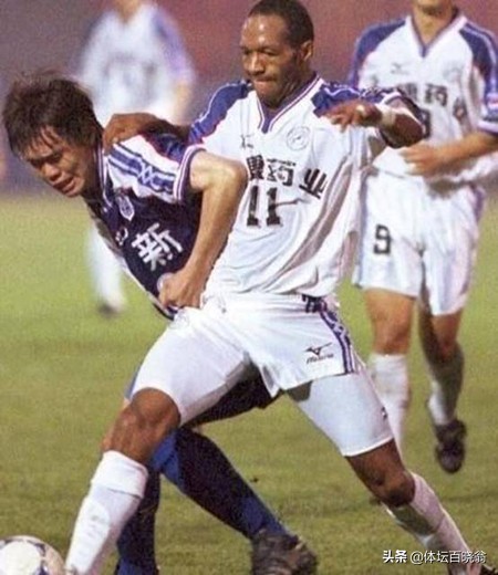 它是中国联赛早期的土豪队,大笔投入堪比恒大,一手好牌却没打好