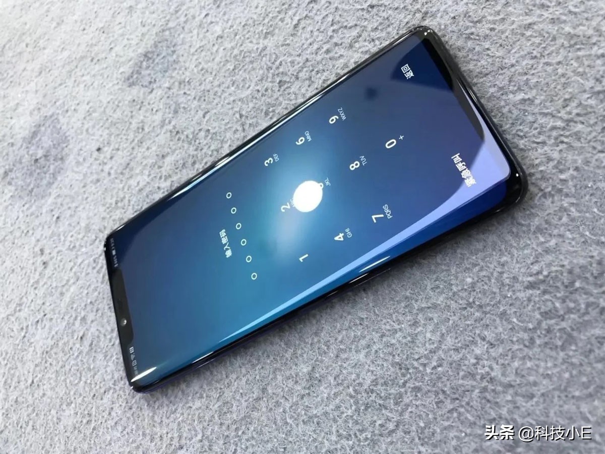 顶级华为清仓，2K曲面屏+无线充电+iP68防水，从5999跌至3499元