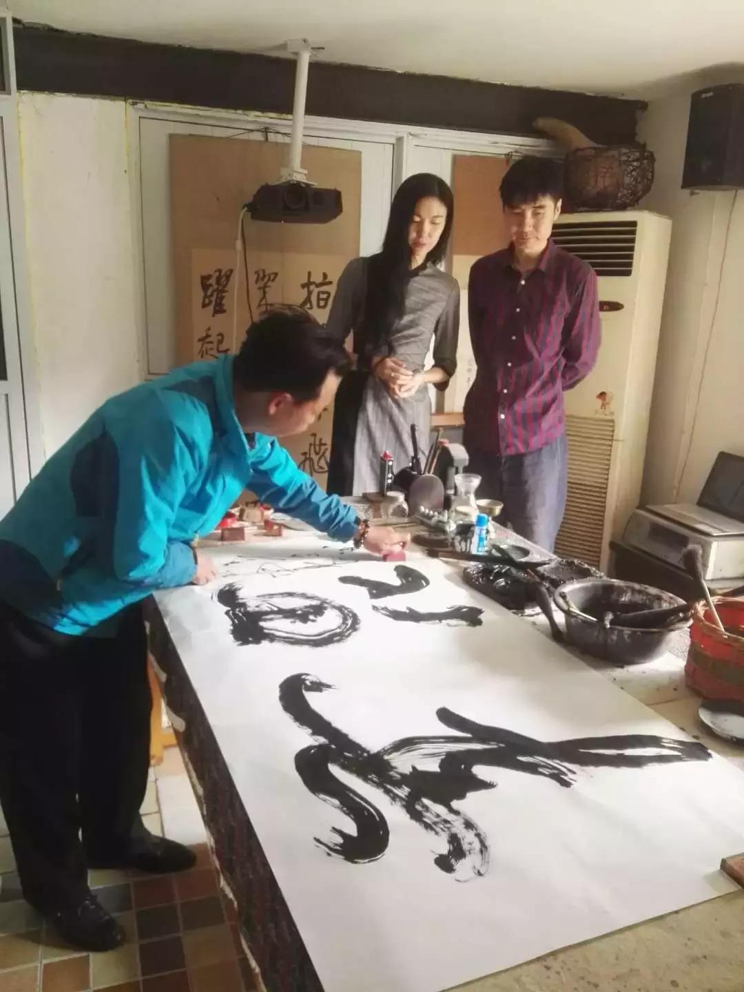 盲人王蕾蕾之前的模特走秀视频,盲人王蕾蕾做客北京电视台