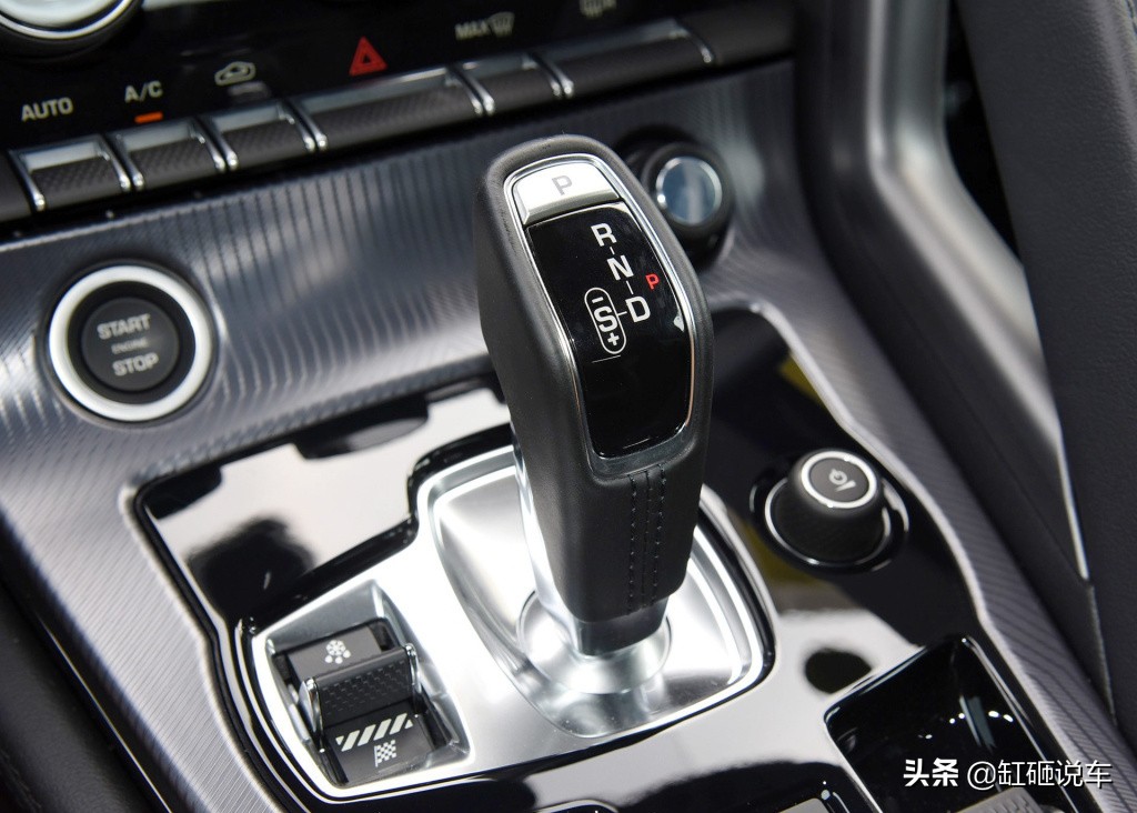 保时捷新款718敞篷跑车回头率,保时捷718是性价比最高的跑车吗