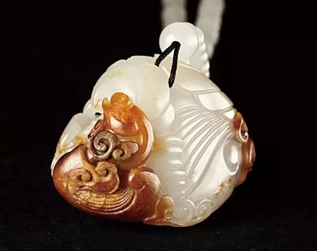 把玩和田玉和玻璃的区别,把玩和田玉生肖