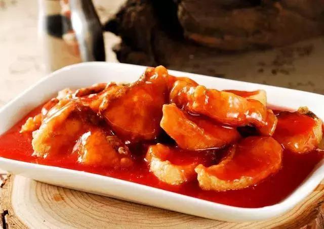 大厨教松鼠鱼制作全过程,松鼠鱼最好吃的做法