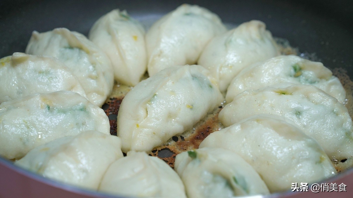 水煎包最漂亮的做法,水煎包的正确做法金黄香脆不粘锅