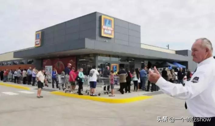 德国这家杂货铺，竟然干翻沃尔玛，把店开到美国，成为德国首富