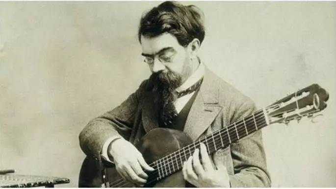 如何简述吉他的发展历史,吉他的历史起源及简介图片