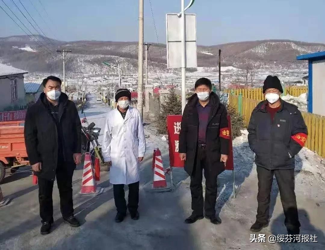 村领导当杜康酒代理让别人买酒,村支书当上村内卖货郎