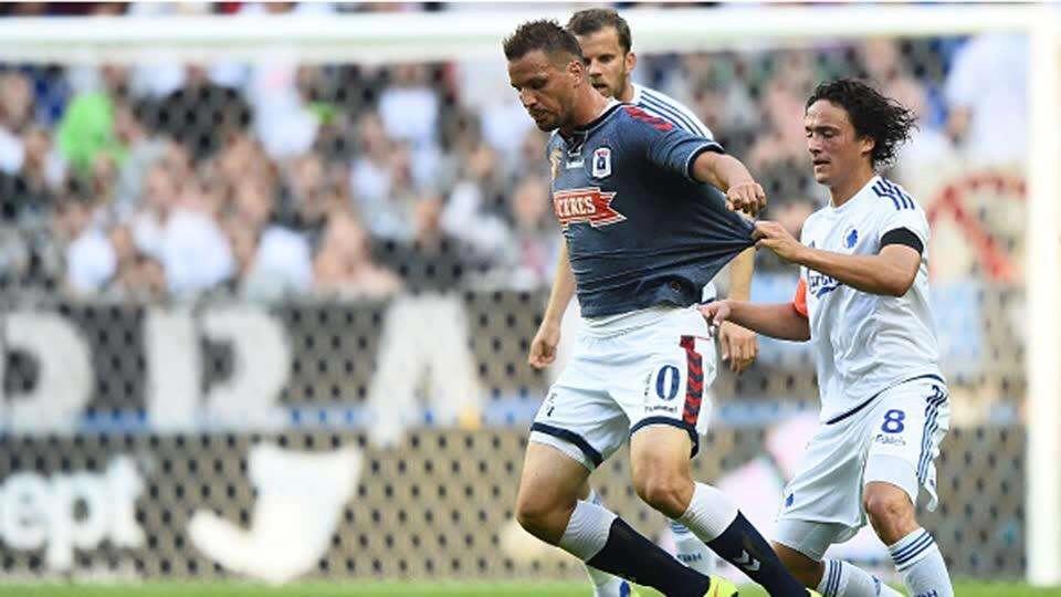 奥胡斯球迷,允许球迷入场的联赛