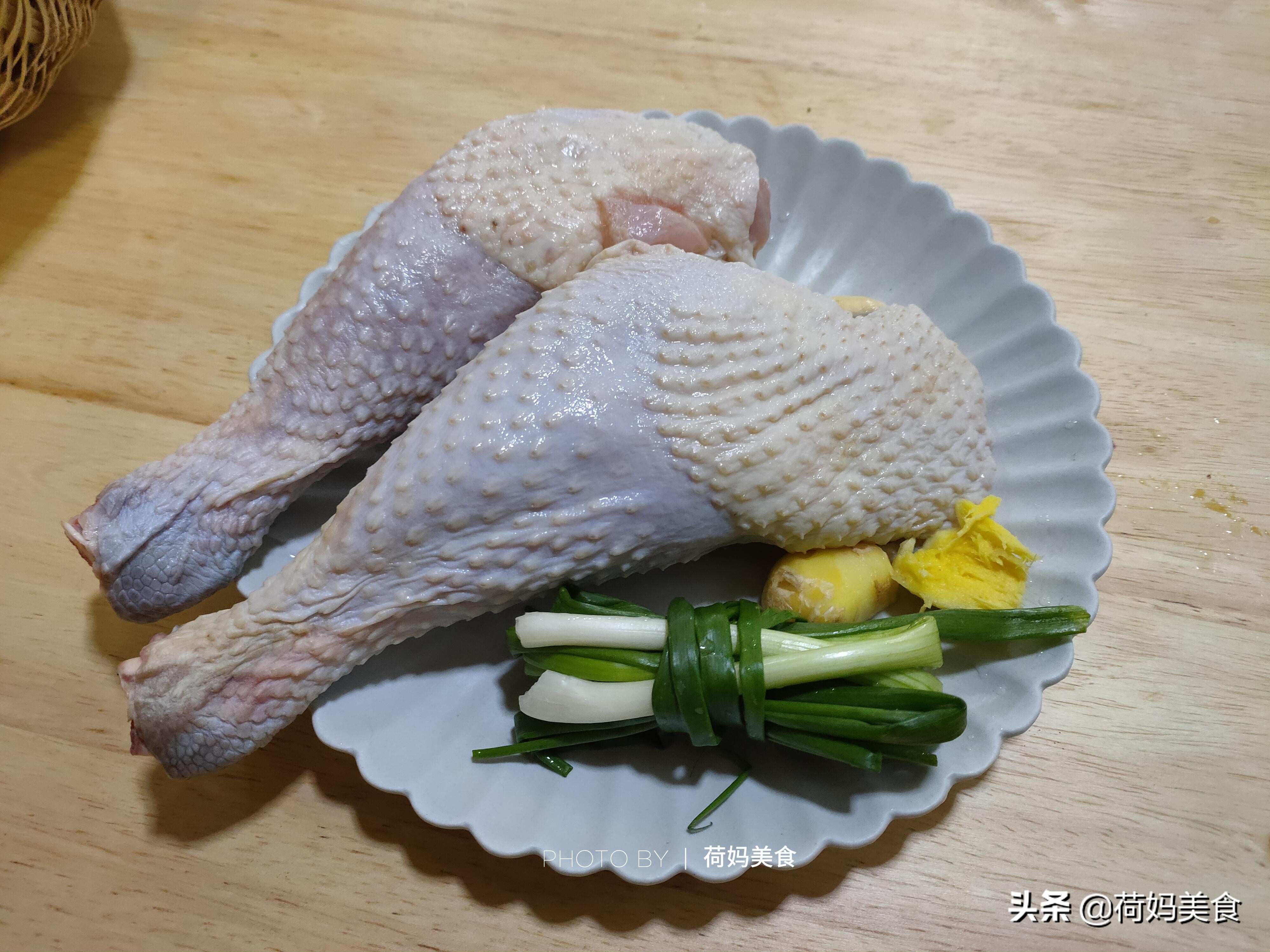 菌菇鸡肉火锅做法,菌菇鸡汤火锅最正宗的做法