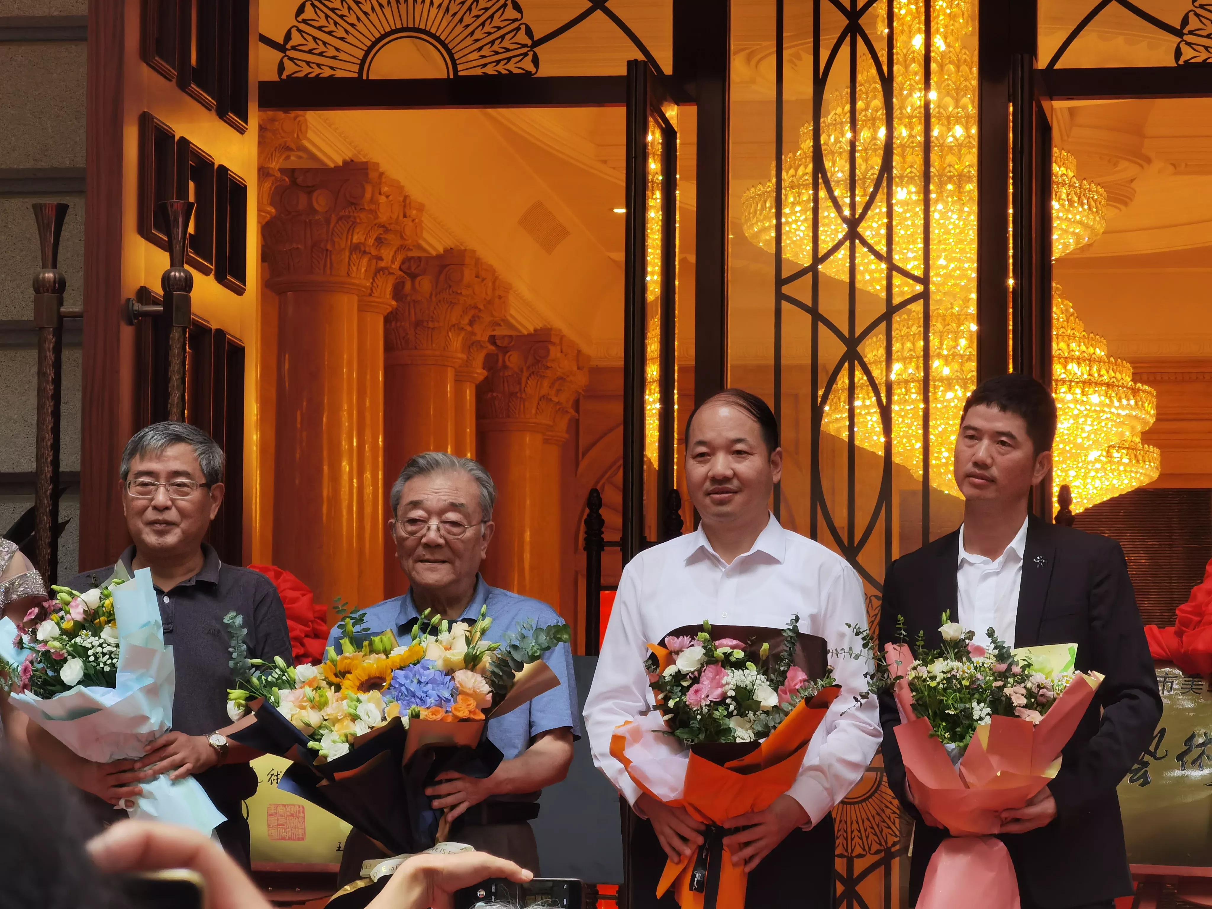 中长集团打造文化软实力，“任伯年艺研会”成立暨揭牌仪式举行