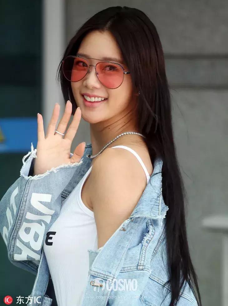 安妮半披发型,安妮新款短发发型