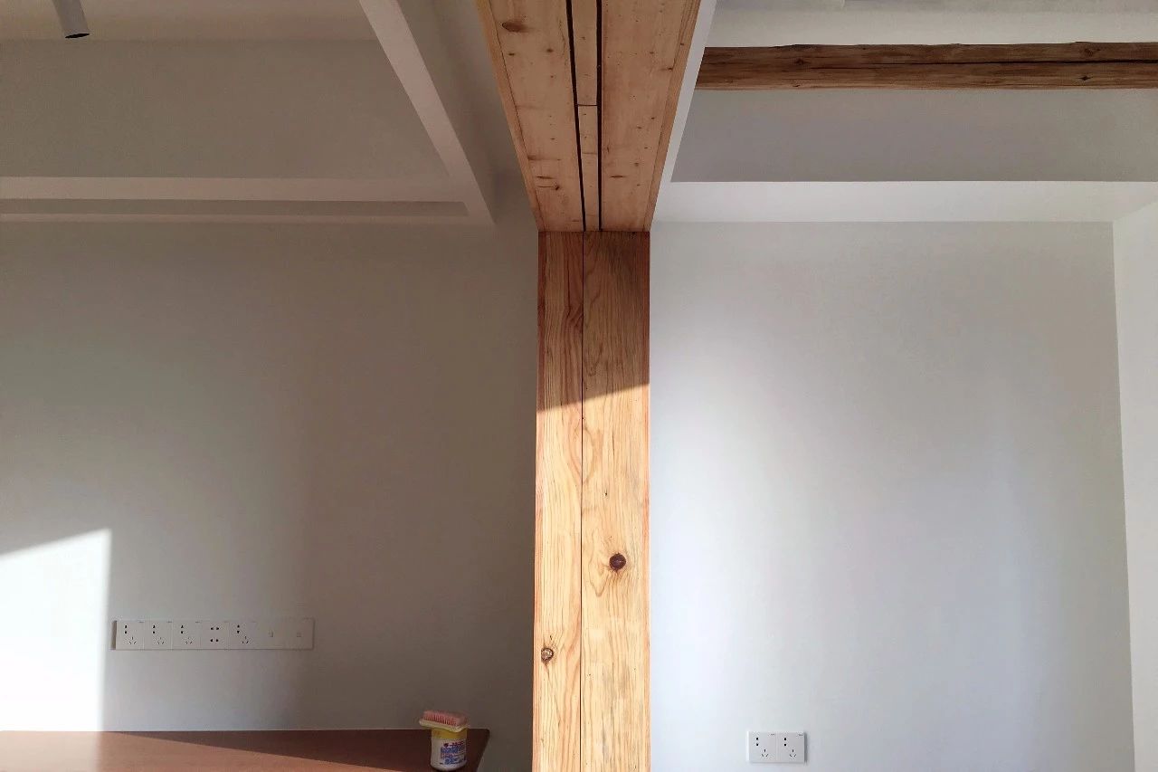 现场工地解说|066期木蜡油和清漆的区别是什么？