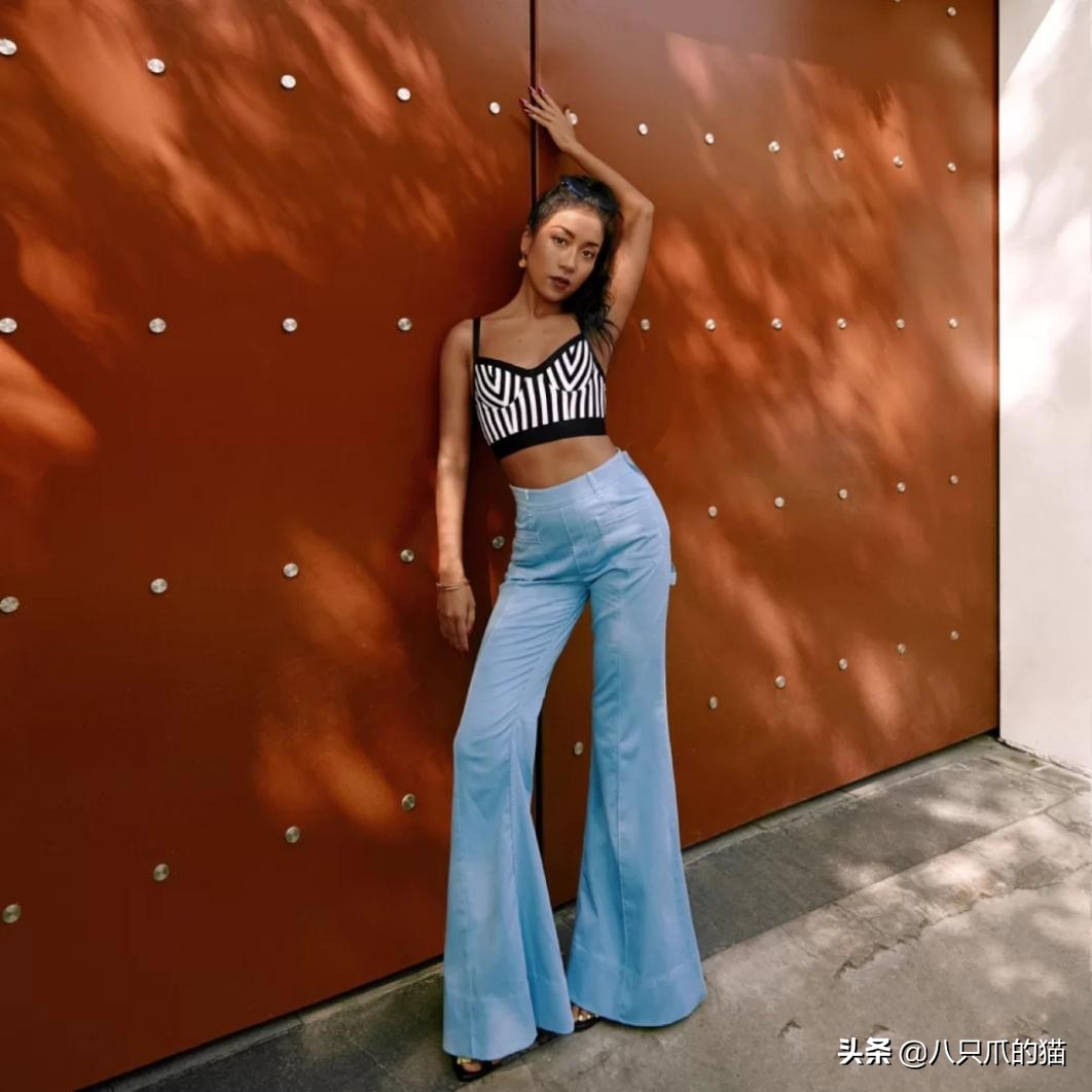 哪款美白精华能变白 (美白精华和什么搭配用比较好)